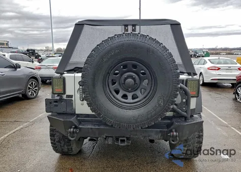 2012 Jeep Wrangler Unlimited Sport z USA, uszkodzony, nr VIN 1C4BJWDG0CL142268